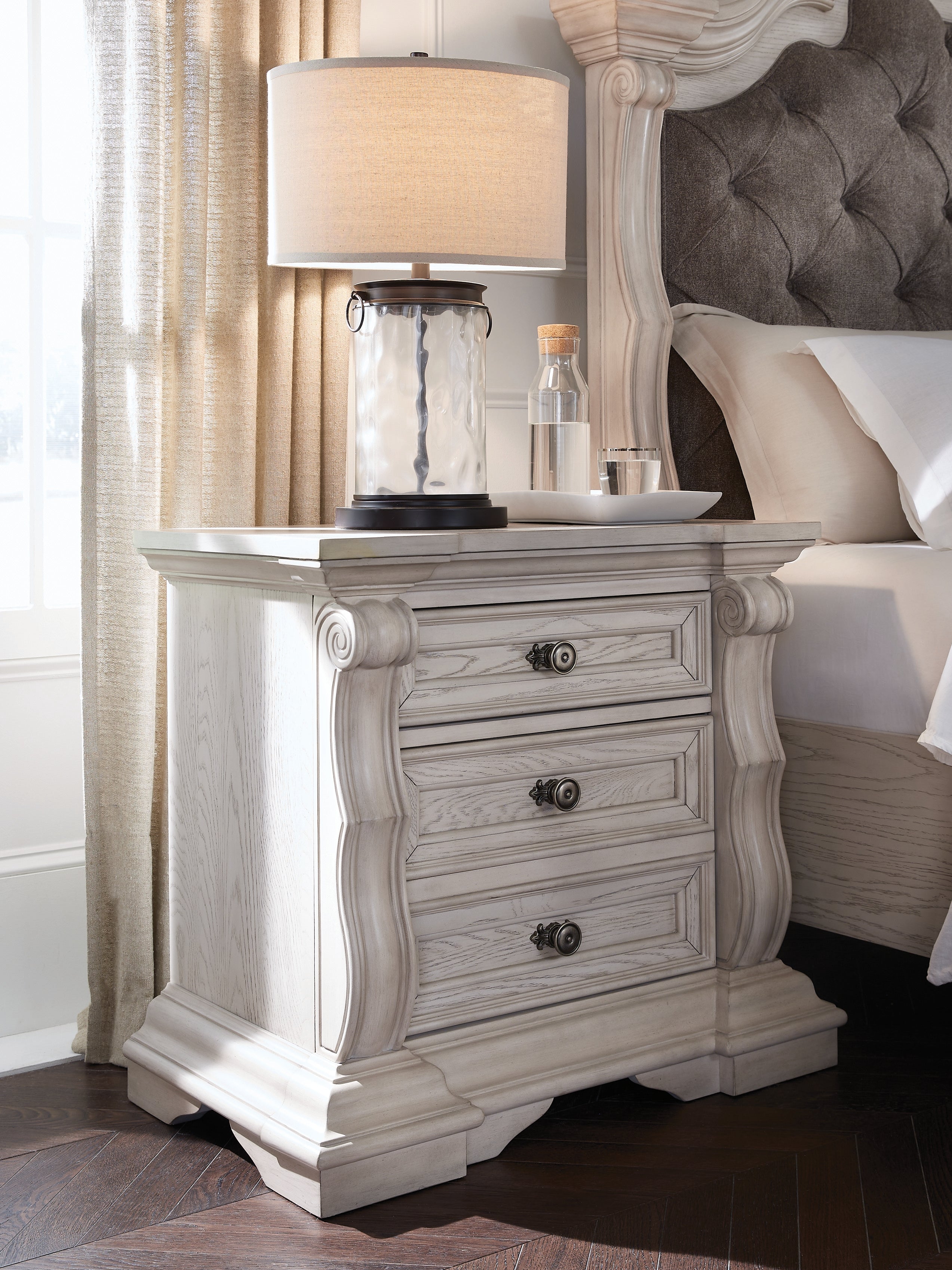 Best Deals Furniture - Ashley Furniture - Bruchandi Nightstand - Three Drawer Night Stand / Antique White - PCB948-93