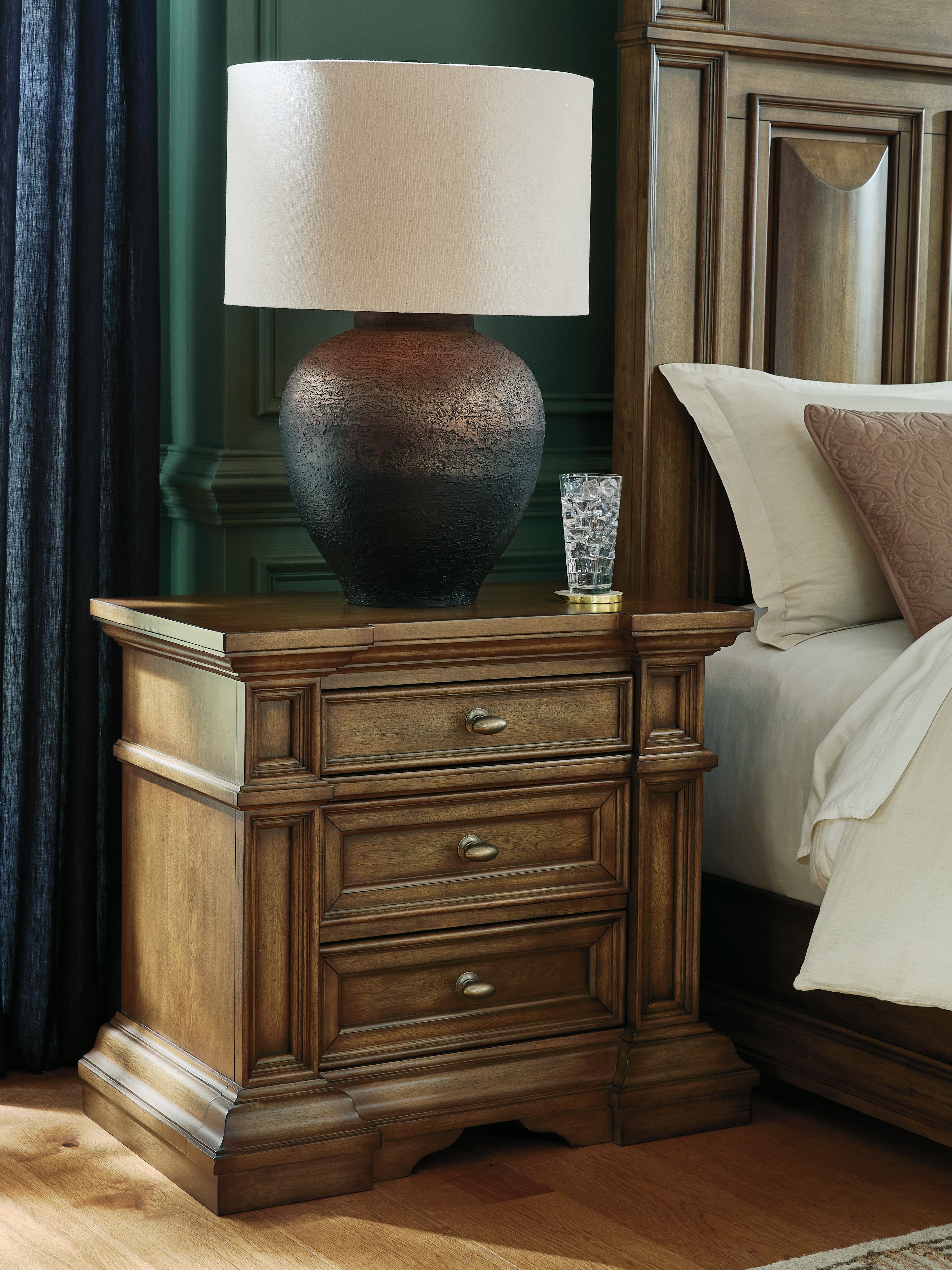 Best Deals Furniture - Ashley Furniture - Frantanna Nightstand - Three Drawer Night Stand / Brown - PCB949-93