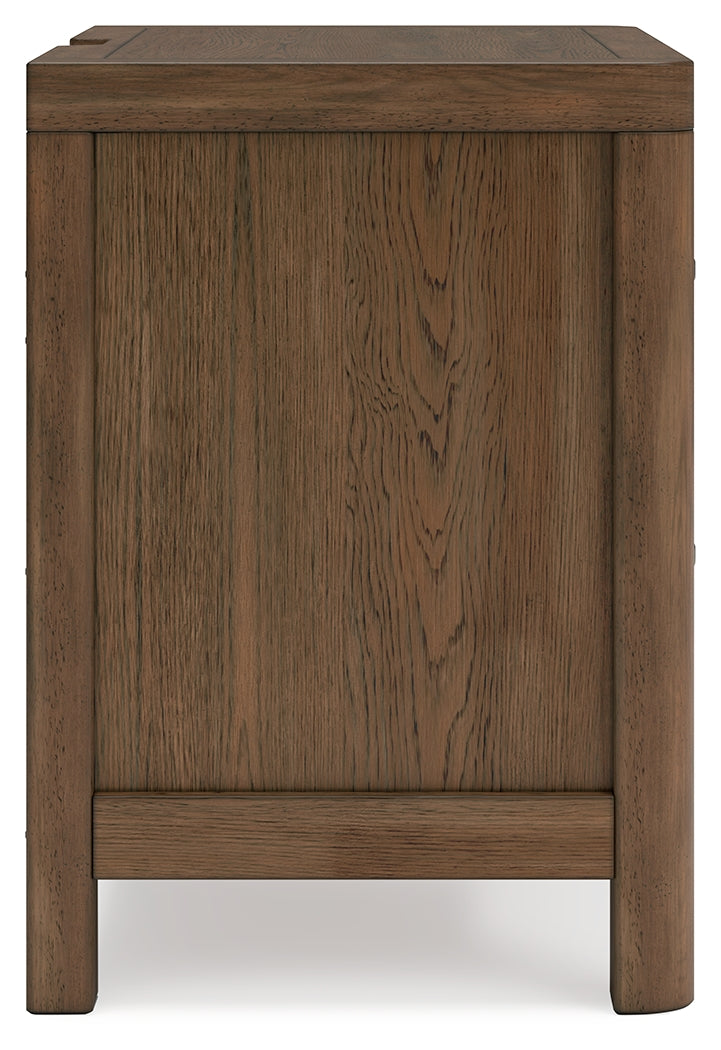 Cabalynn King Upholstered Bed