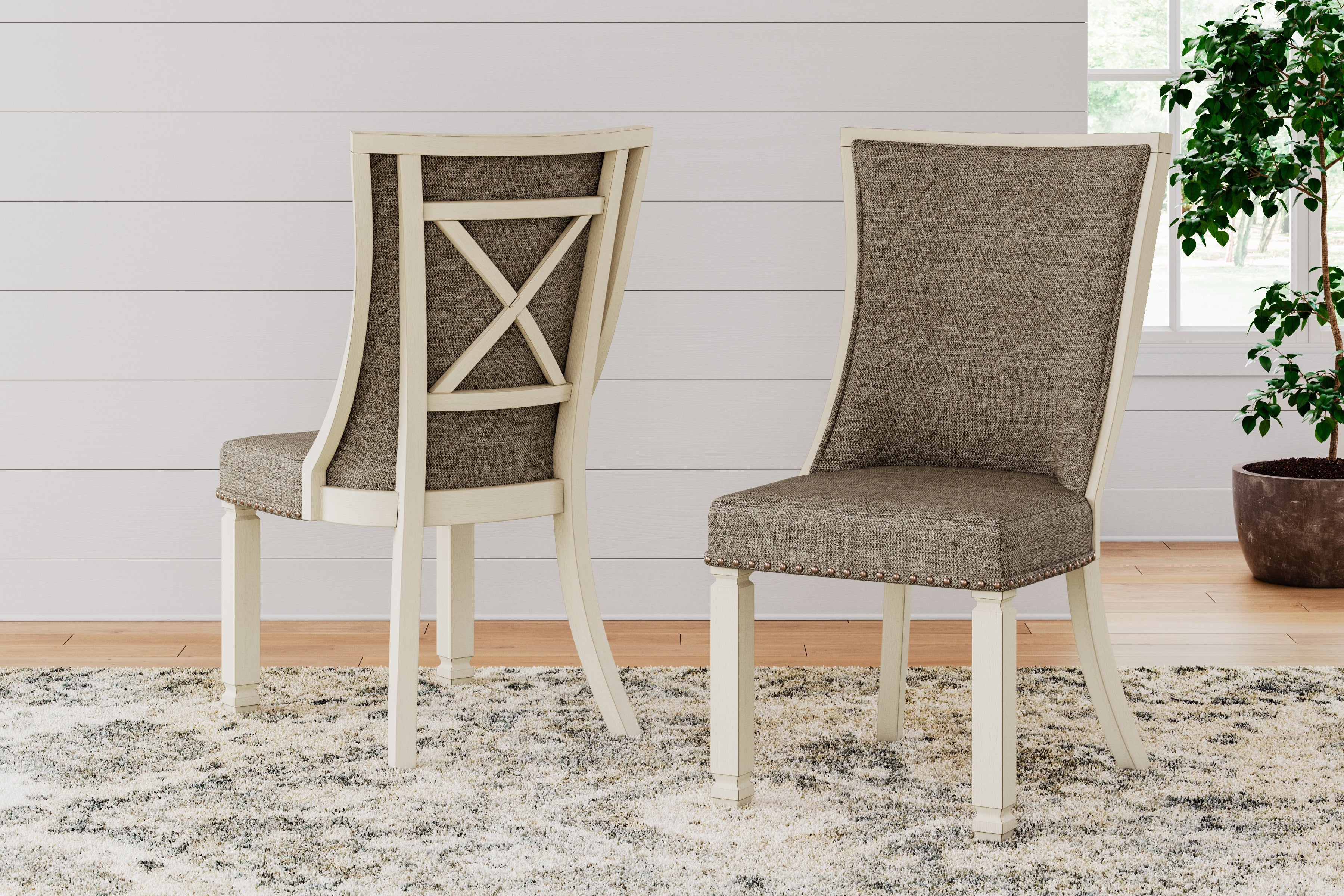 Bolanburg Dining Table