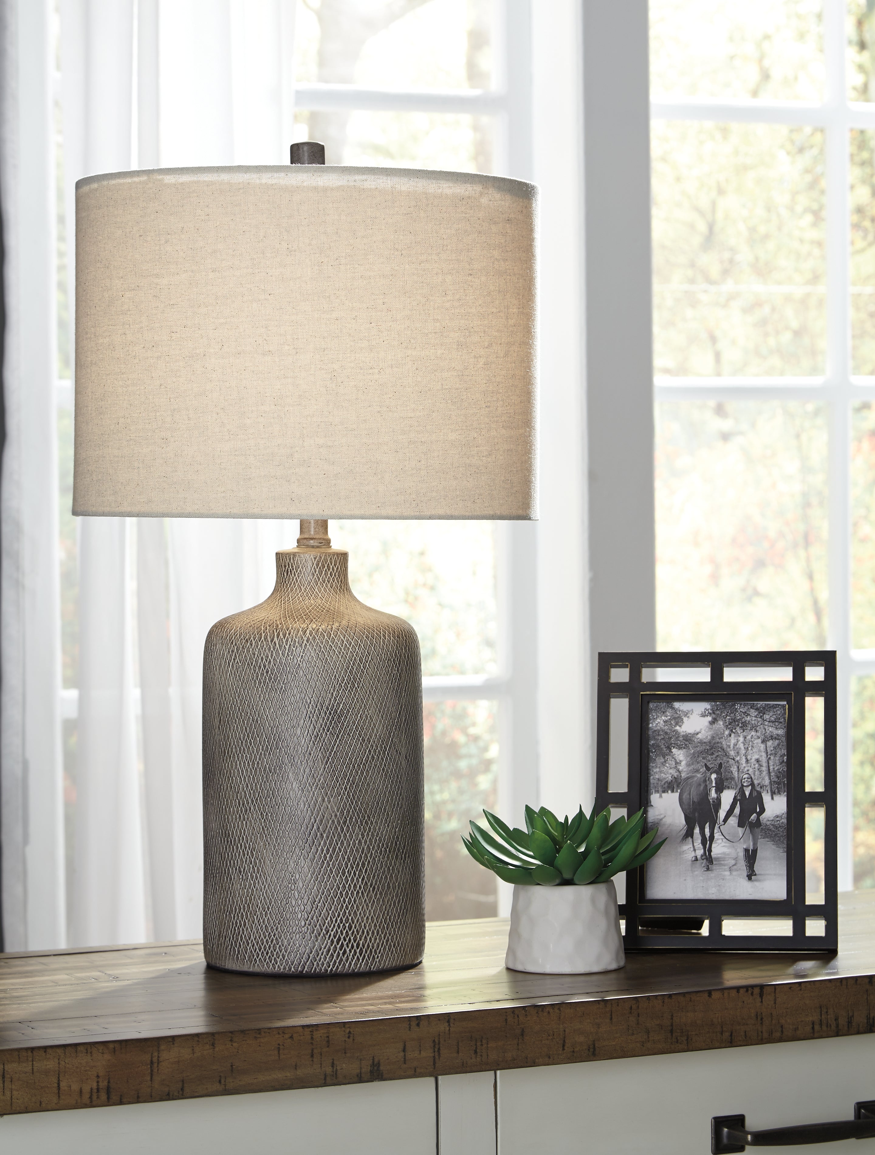 Best Deals Furniture - Ashley Furniture - Linus Table Lamp (Set of 2) - Table Lamp (Set of 2) / Antique Black - L117964X2