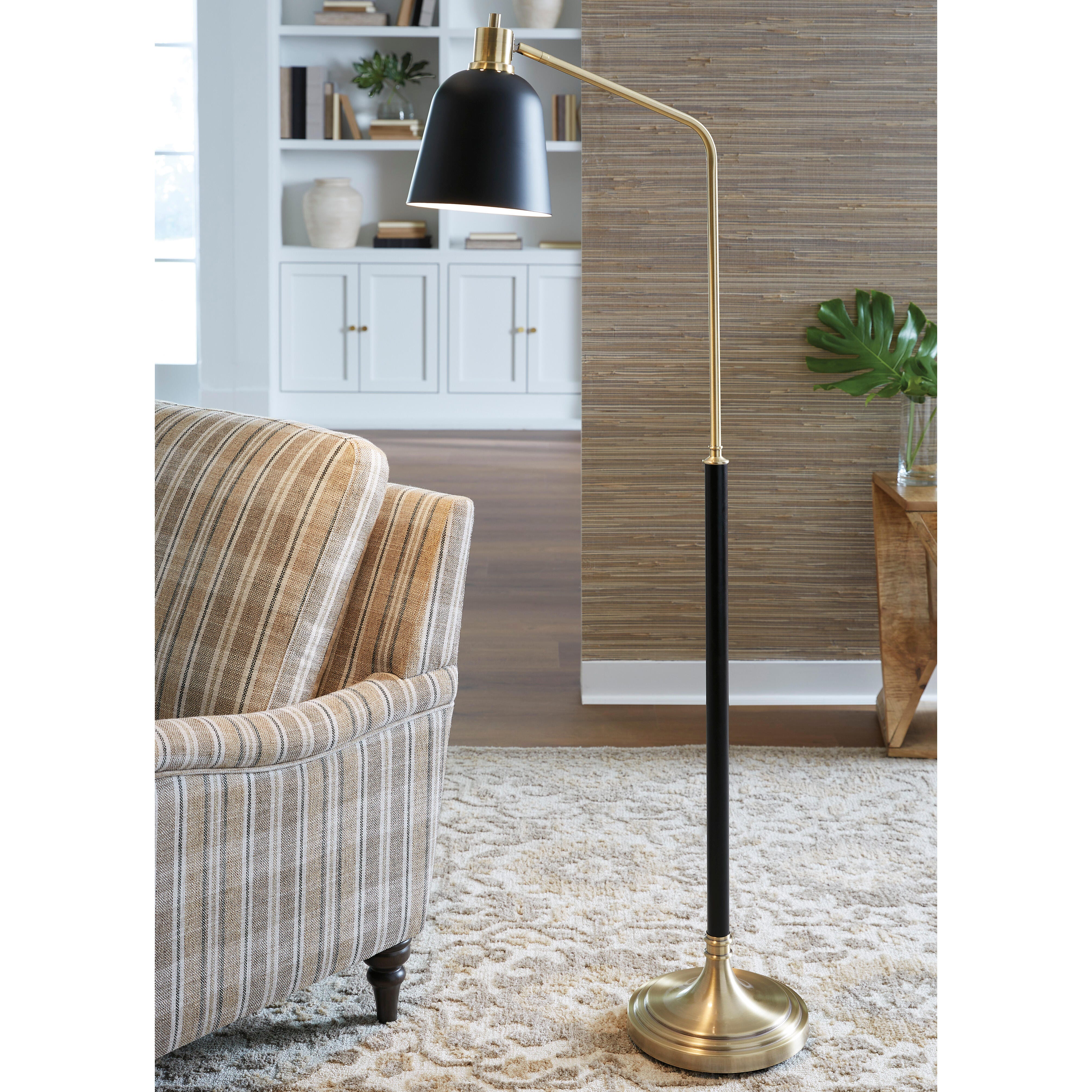 Best Deals Furniture - Ashley Furniture - Clairwell Floor Lamp - Metal Floor Lamp (1/CN) - L734421