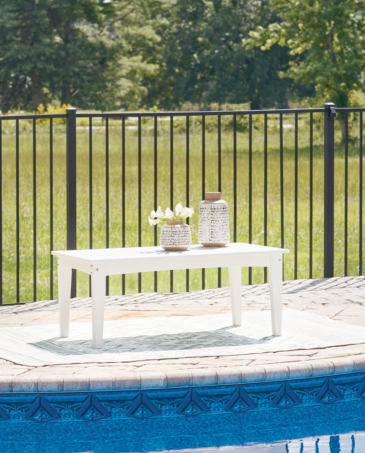 Best Deals Furniture - Ashley Furniture - Hyland Wave Outdoor Coffee Table - Rectangular Cocktail Table / White - P111-701