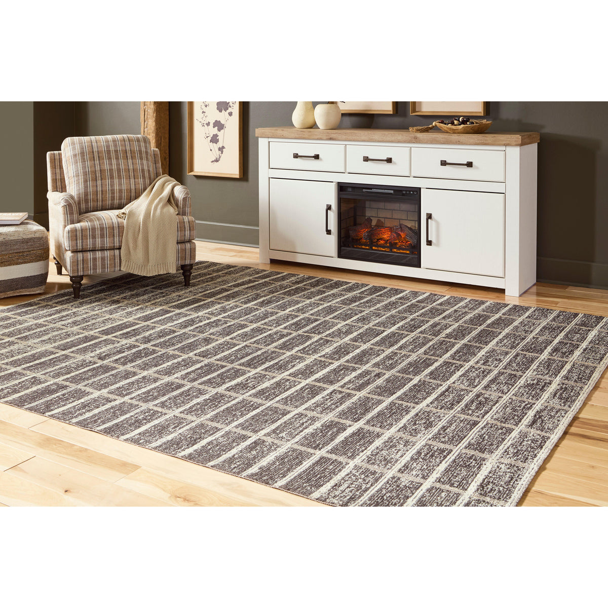 Best Deals Furniture - Ashley Furniture - Verbrook Large Rug - Large Rug - R408861
